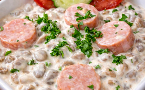 Virslis lencsesaláta