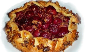 Diókrémes-cseresznyés galette