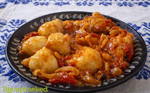 Lecsós burgonyagombóc