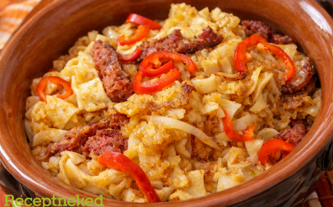 Parasztos, gazdag krumplis tészta