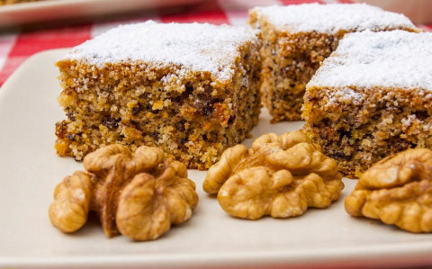 Gyümölcsös-rumos kevert süti