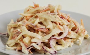 Coleslaw saláta (Amerikai káposztasaláta)