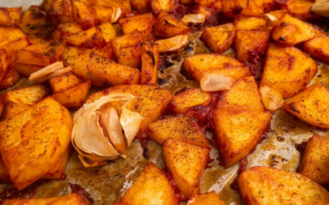 Paradicsomos tepsis krumpli