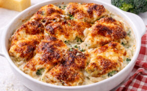 Brokkolis csirkemell besamel mártással