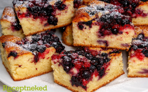 Joghurtos, vegyes gyümölcsös szelet