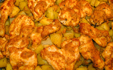 Fűszeres-mustáros csirke krumplival