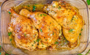 Füstölt tarjával és tojással töltött csirkecombok