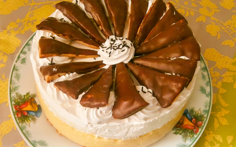 Francia krémes torta