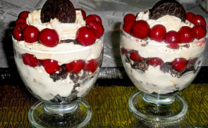 Oreo kekszes, tejszínes, pudingos pohárkrém