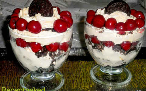 Oreo kekszes, tejszínes, pudingos pohárkrém