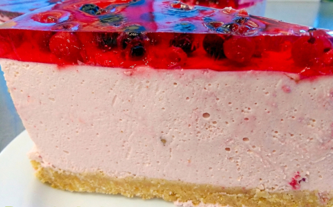 Erdei gyümölcsös sajttorta