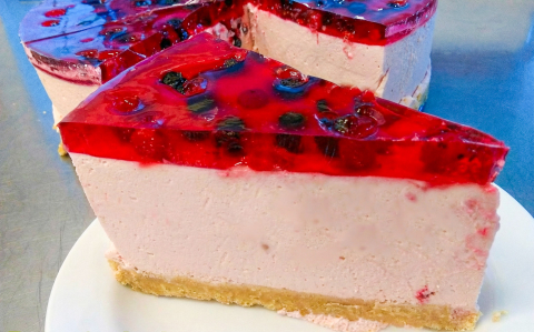 Erdei gyümölcsös sajttorta