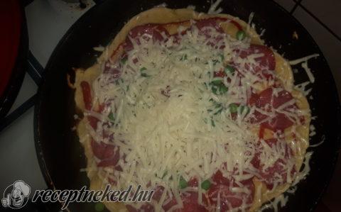 Serpenyős pizza 15 perc alatt
