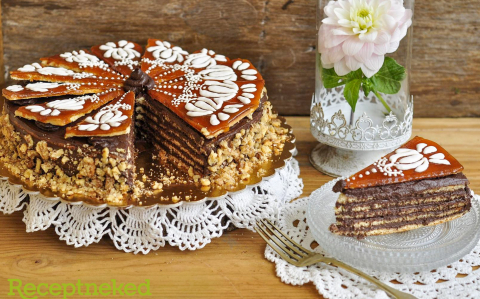 Dobos torta díszítő cukormázzal