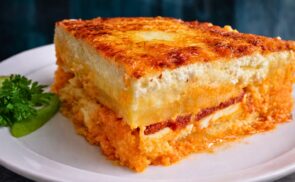 Rakott krumpli sajttal sütve