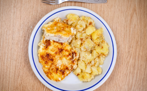 Tejfölös sajtos karaj