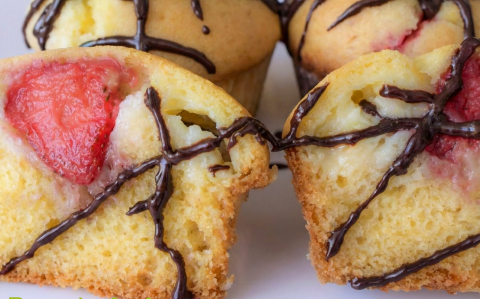 Epres-pudingos muffin