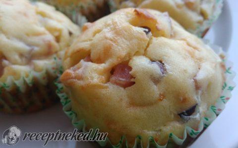 Sonkás-hagymás muffin