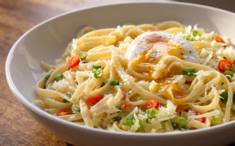 Chilis-fokhagymás linguine