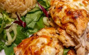 Sajtos-tejfölös csirkemell