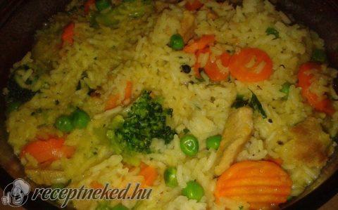 Zöldséges rizseshús