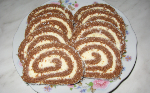 Keksztekercs főzött krémmel