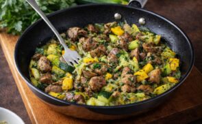 Cukkinis-hagymás csirkemáj