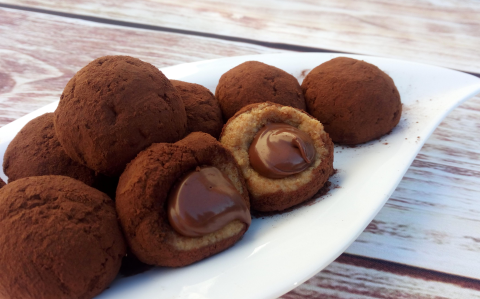Nutellával töltött tiramisu golyók