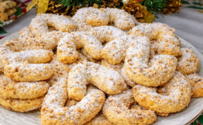 Duplán mogyorós, omlós kifli