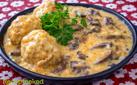 Egyszerű szalontüdő  zsemlegombóccal