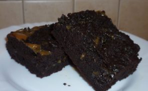 Karamellás brownie