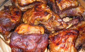 Marhasült vadas mártással és burgonyával