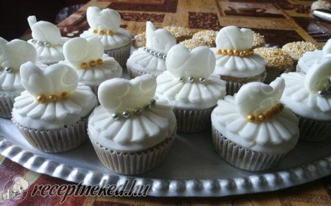 Menyasszonyi csokis-meggyes muffin