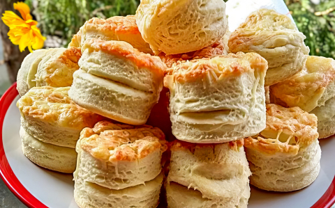 Joghurtos omlós, vajas pogácsa