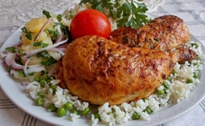 Fűszeres, töltött csirkecomb rizibizivel recept fotóval Fűszeres, töltött csirkecomb rizibizivel