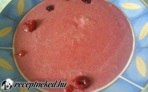 Erdei gyümölcskrémleves recept fotóval Erdei gyümölcskrémleves