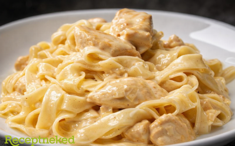 Tejszínes csirkés tészta