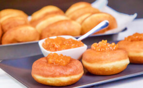 Így készül a tökéletes szalagos fánk