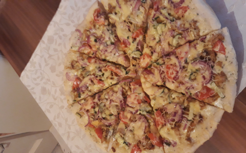 Gyrosos pizza recept fotóval Gyrosos pizza