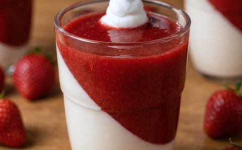 Epres panna cotta