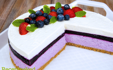 Áfonyás sajttorta
