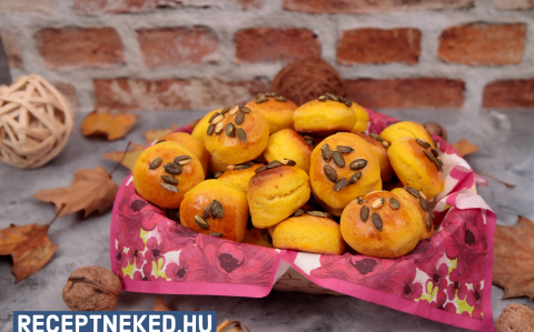Sütőtökös-sajtos pogácsa recept fotóval Sütőtökös-sajtos pogácsa