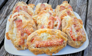 Teljes kiőrlésű virslis hajó