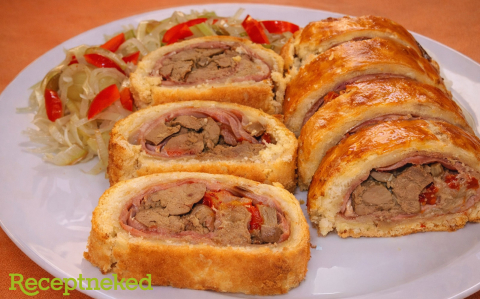 Csirkemájas tekercs