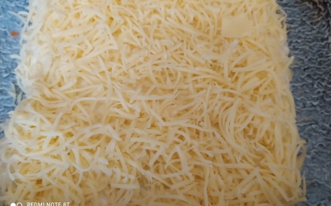 Tepsiben sült sajtos karfiol