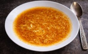 Csurgatott tojásleves