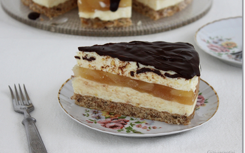 Diós-vaníliakrémes körtetorta recept fotóval Diós-vaníliakrémes körtetorta