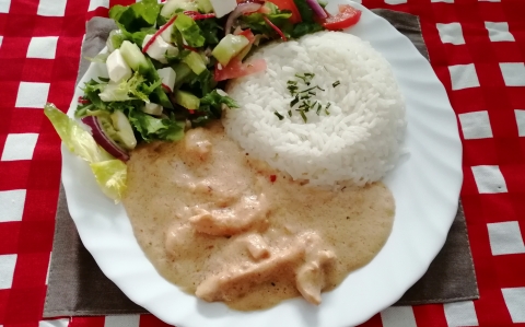 Hagymás csirketokány recept fotóval Hagymás csirketokány