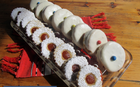 Fehércsokis isler és linzer egy tésztából recept fotóval Fehércsokis isler és linzer egy tésztából