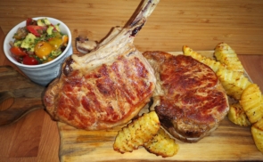 Borjú tomahawk